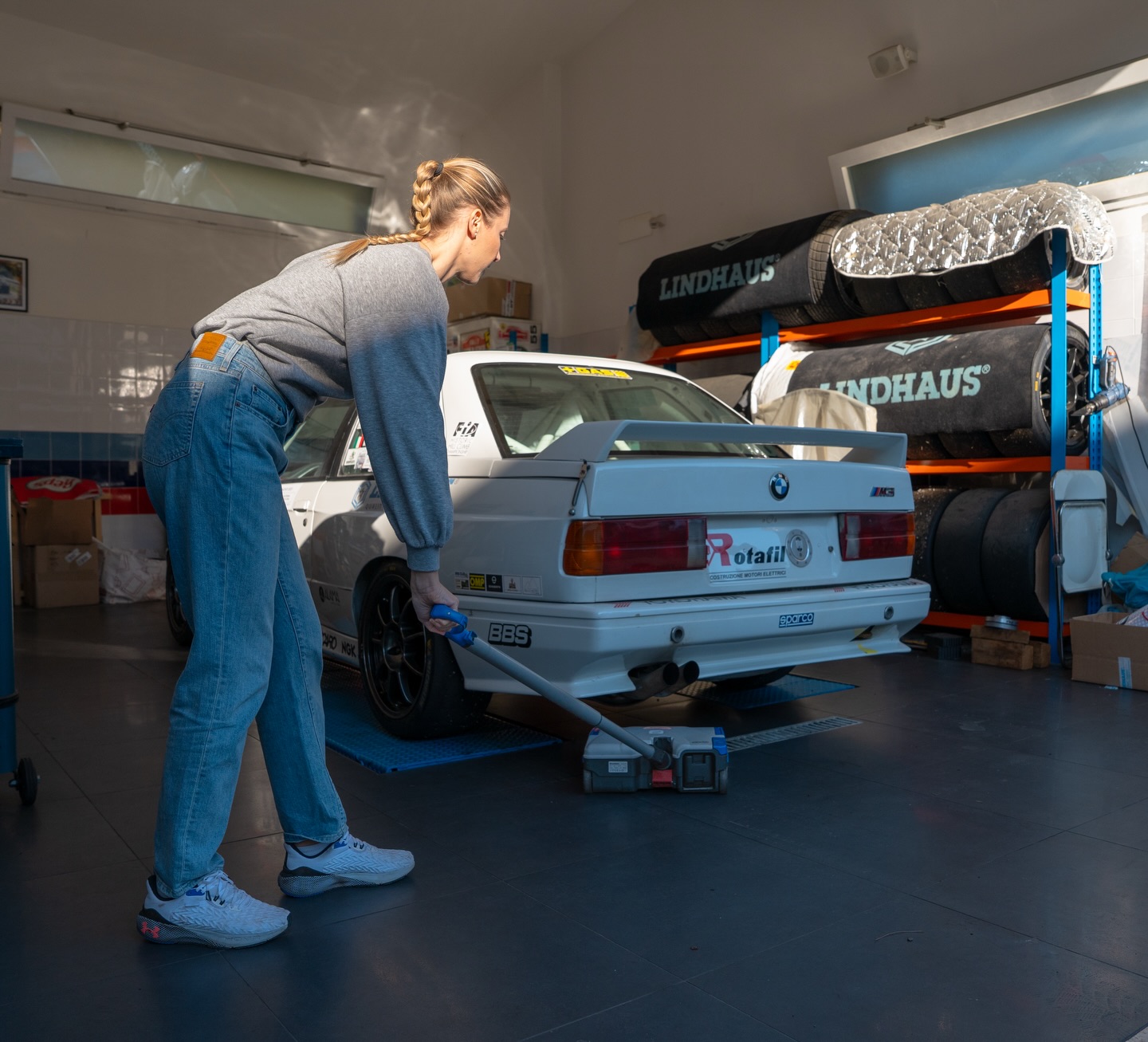 🇬🇧 Not just a vacuum. Not just a sweeper. LS38...